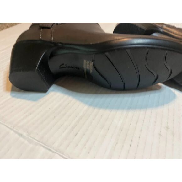 Clarks Ingalls Dover Q Gray Comfort Casual 2" Heel Leather/Suede Ankle Boots 6M - Picture 7 of 8